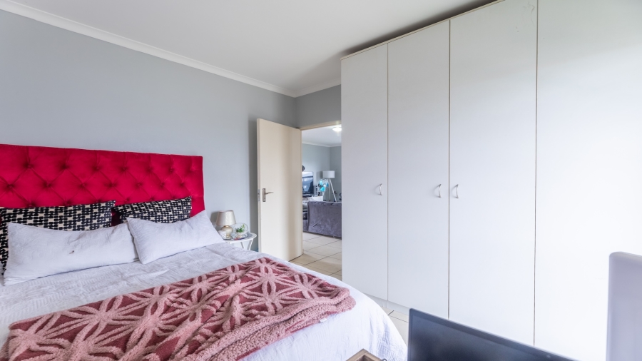 2 Bedroom Property for Sale in Parklands Western Cape